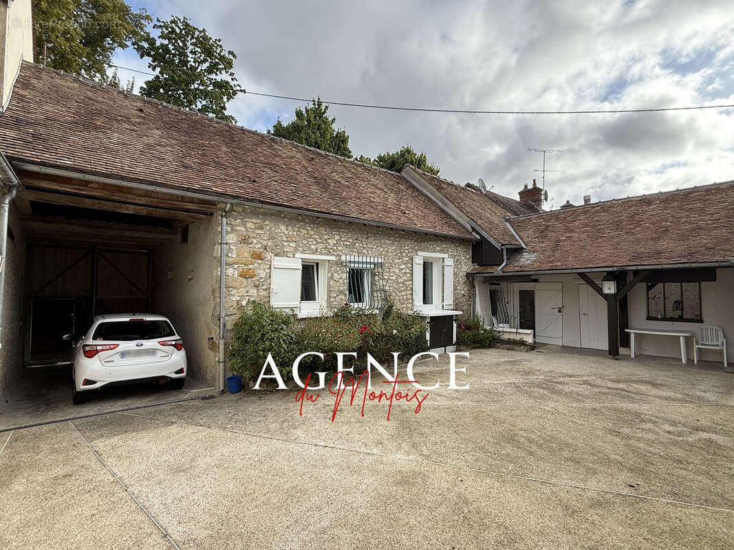 Maison à DONNEMARIE-DONTILLY