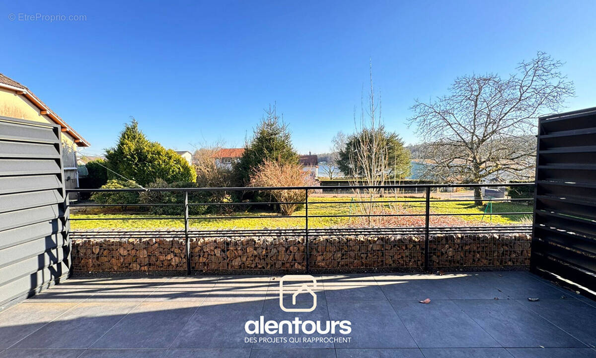 Appartement à CHAUMOUSEY