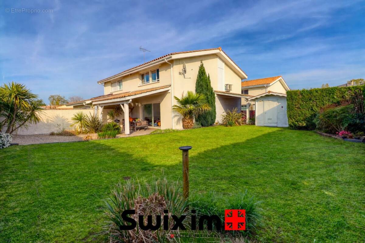 Maison à SAINT-MEDARD-EN-JALLES