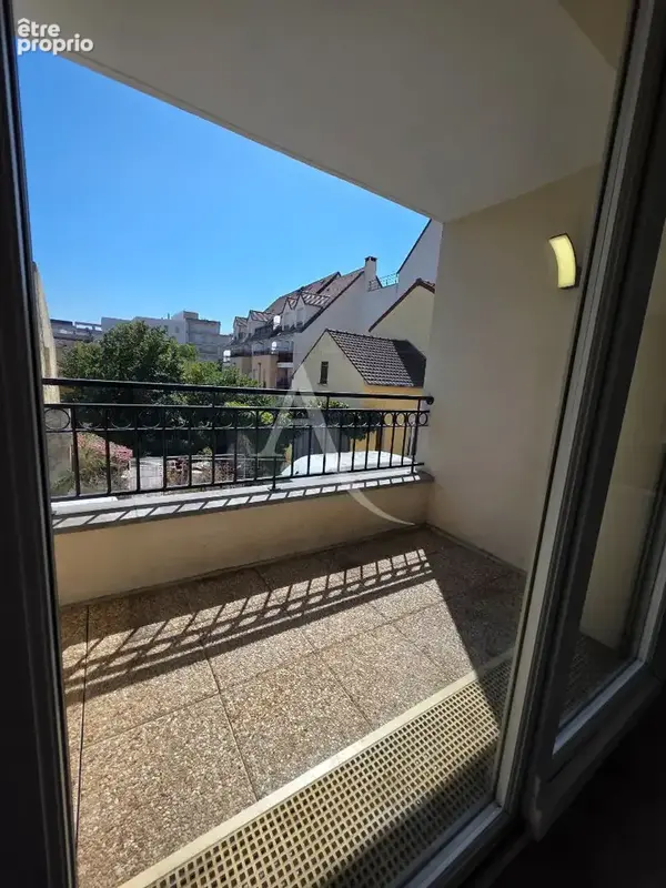 Appartement F2 Meaux centre ville - place de parking - terrasse - photo 4