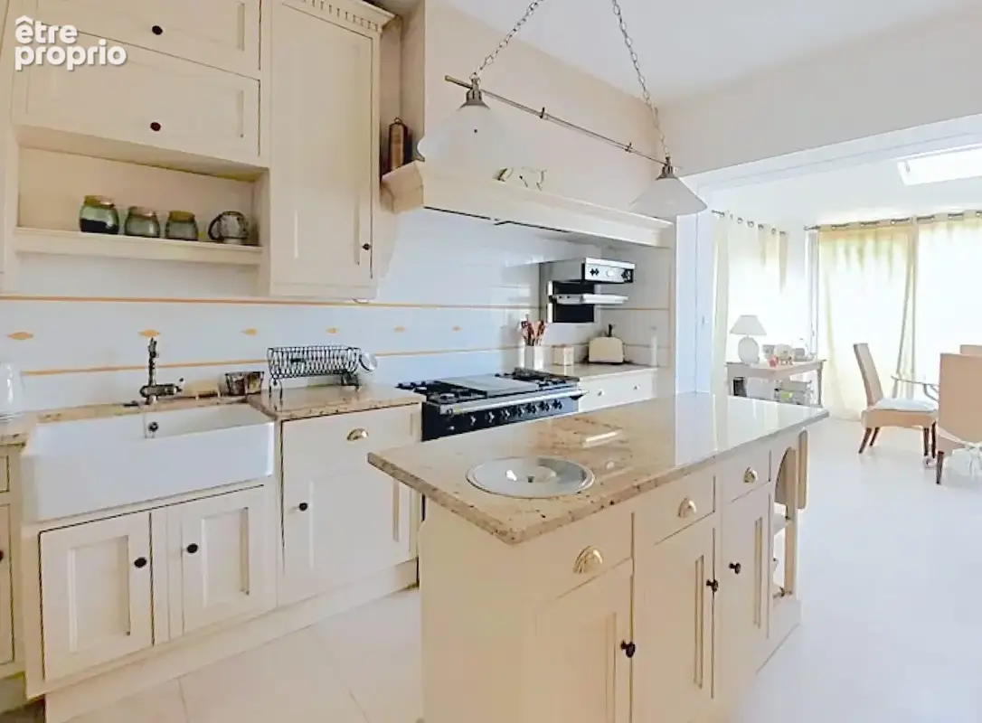 Maison de ville aux beaux volumes - photo 4
