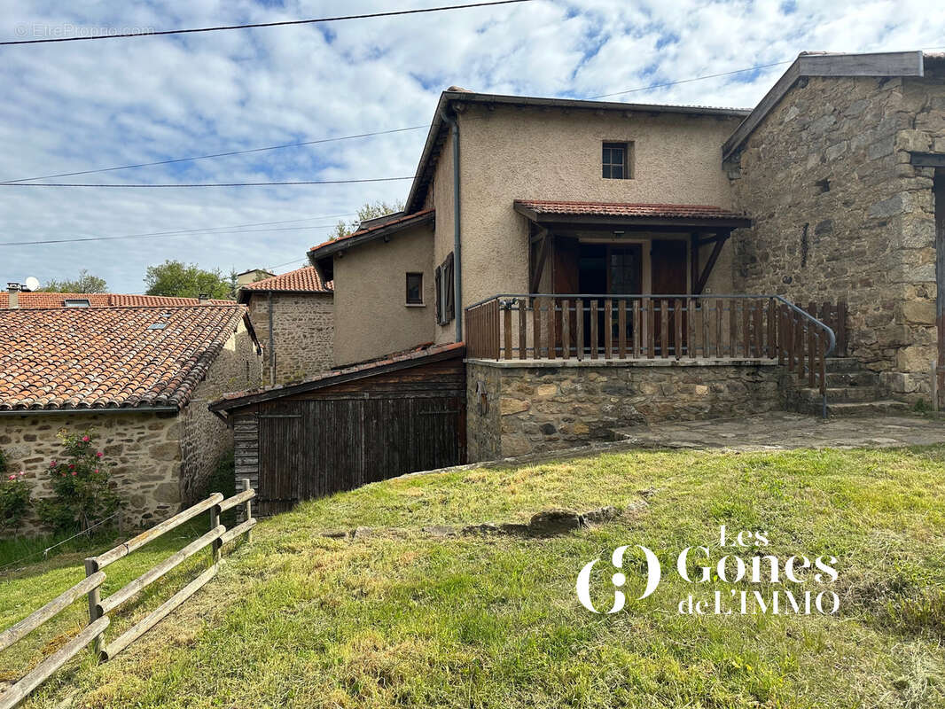 Maison à VAUGNERAY