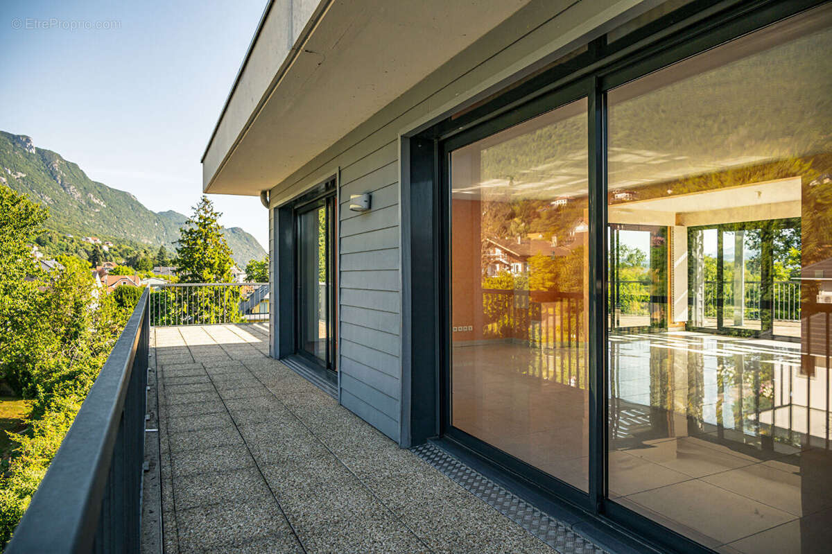 Appartement à LE BOURGET-DU-LAC