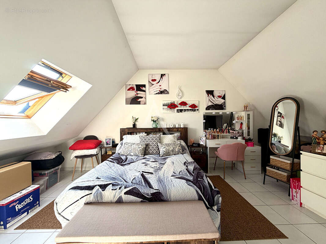 Maison à VERNOU-SUR-BRENNE