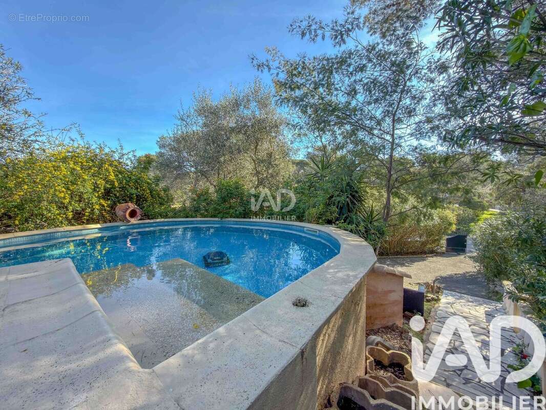 Photo 2 - Maison à FREJUS