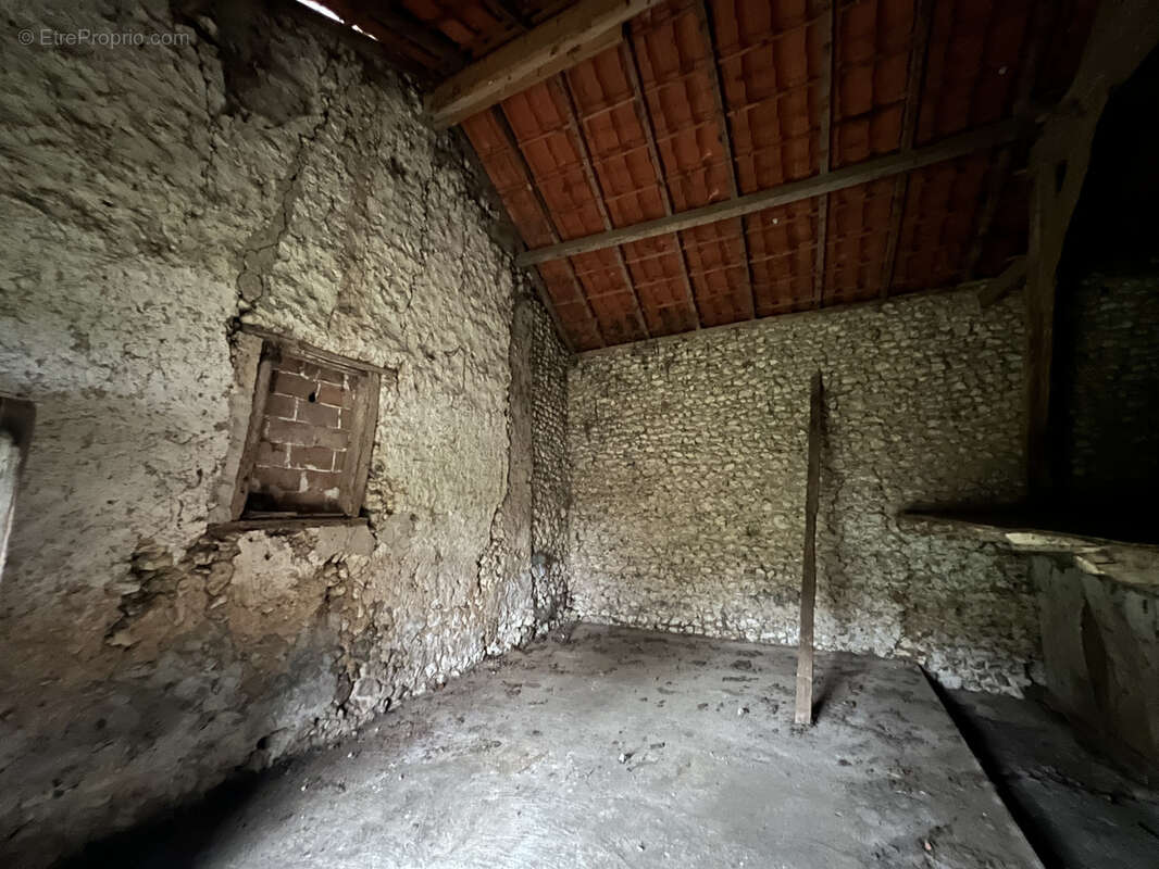 Autre à SAINT-LEON-SUR-L'ISLE