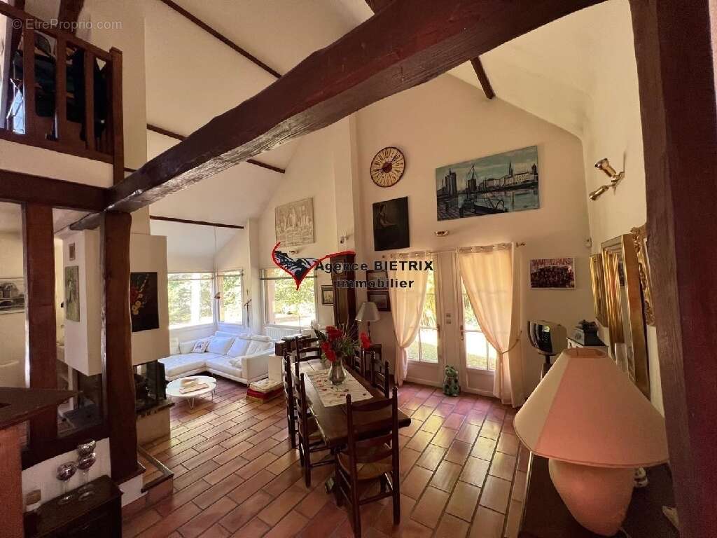 Maison à L'ISLE-ADAM