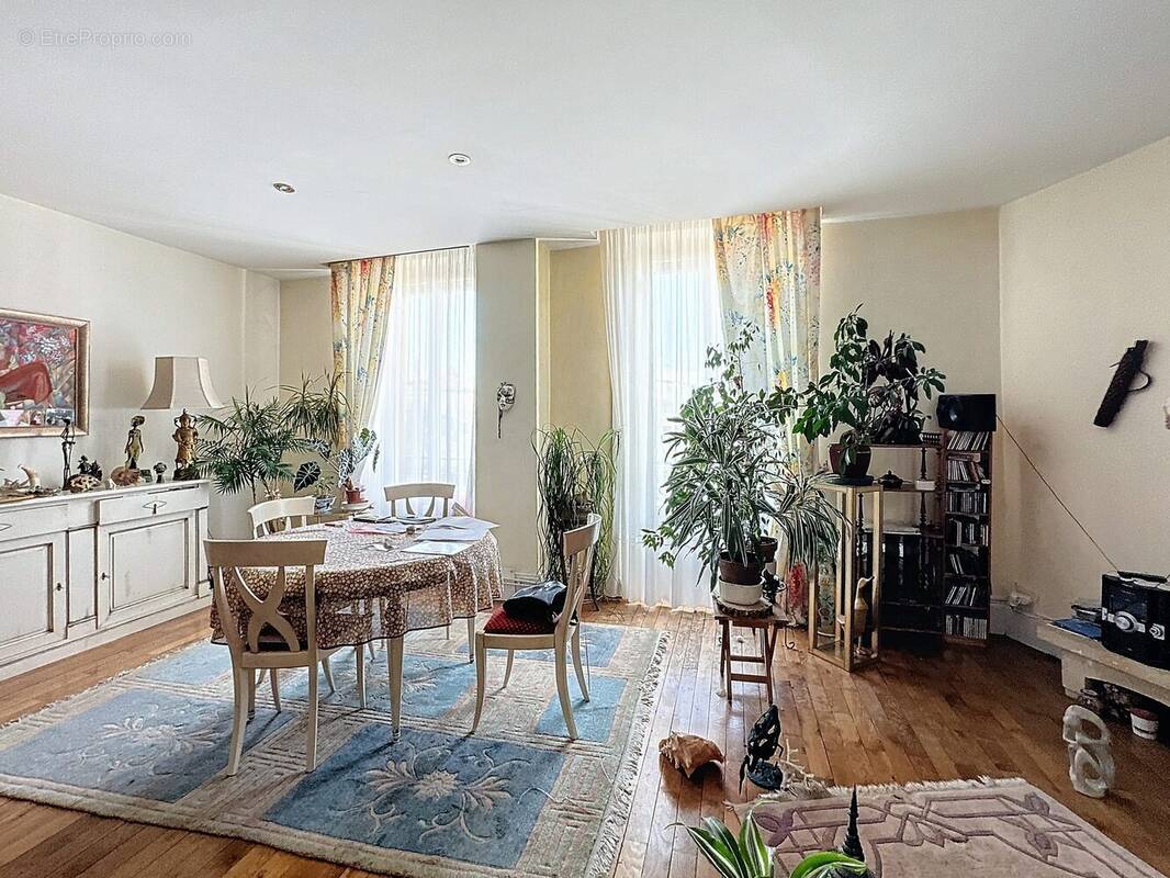 Appartement à LYON-7E