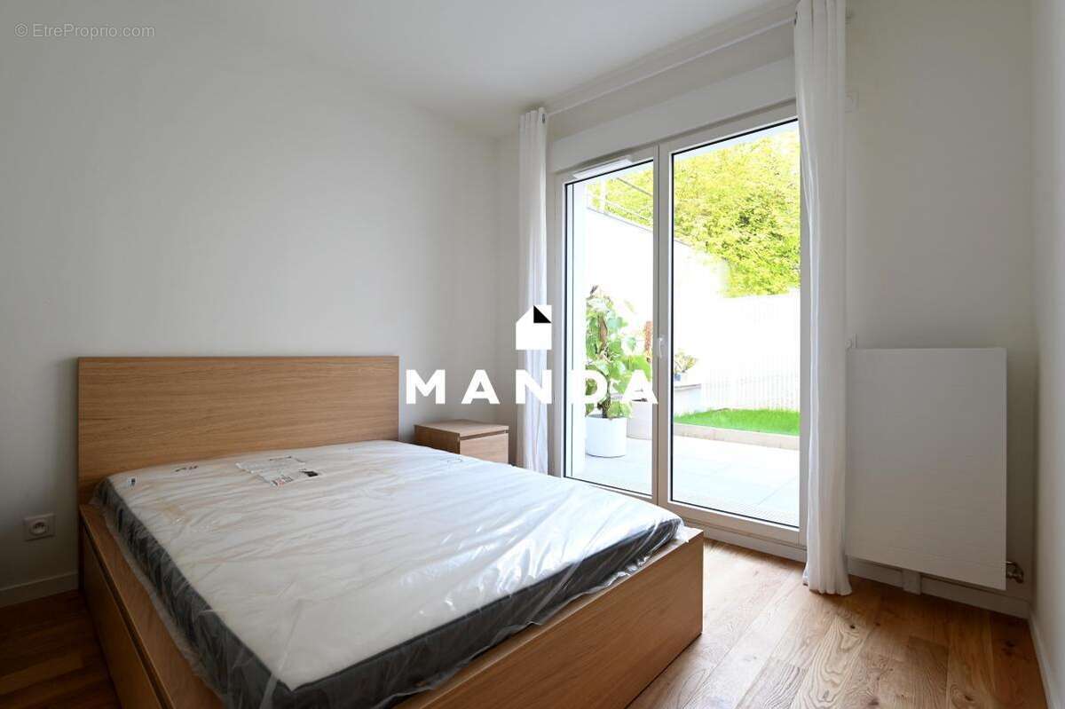 Appartement à SURESNES