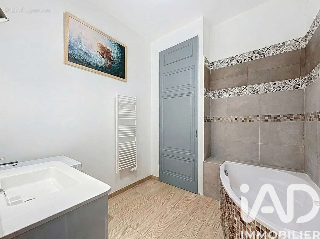Appartement 76 m² à Lyon-2e  - photo 8