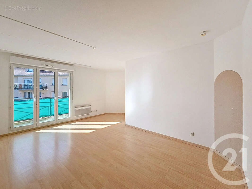 Appartement à LIEUSAINT