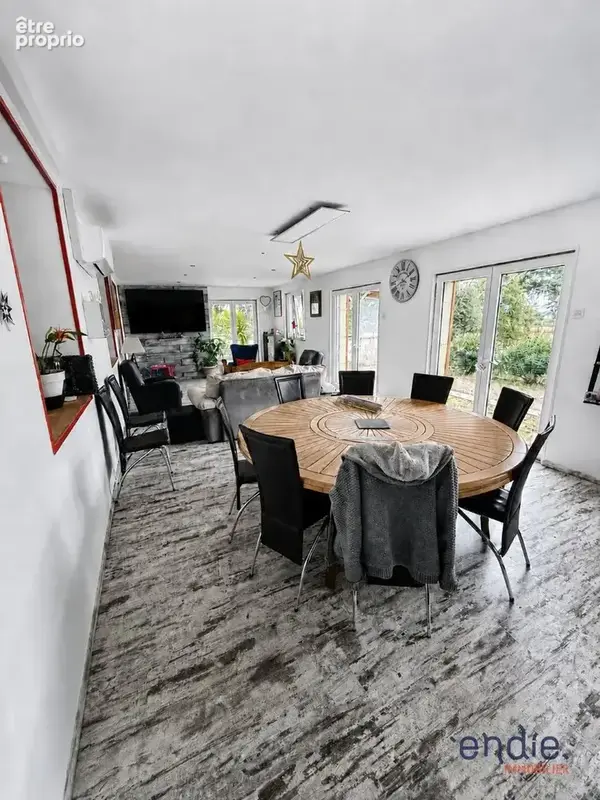 Maison plein pied3 chambres bureau garages terrain et etang - photo 5