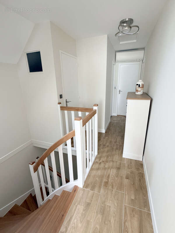 Maison spacieuse avec piscine - photo 9