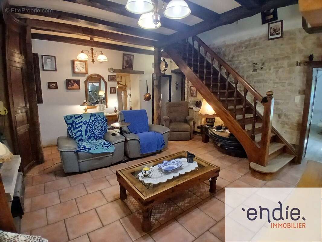 Maison de caractère 141 m² avec parc de 5 750 m²  Champlitte - photo 2