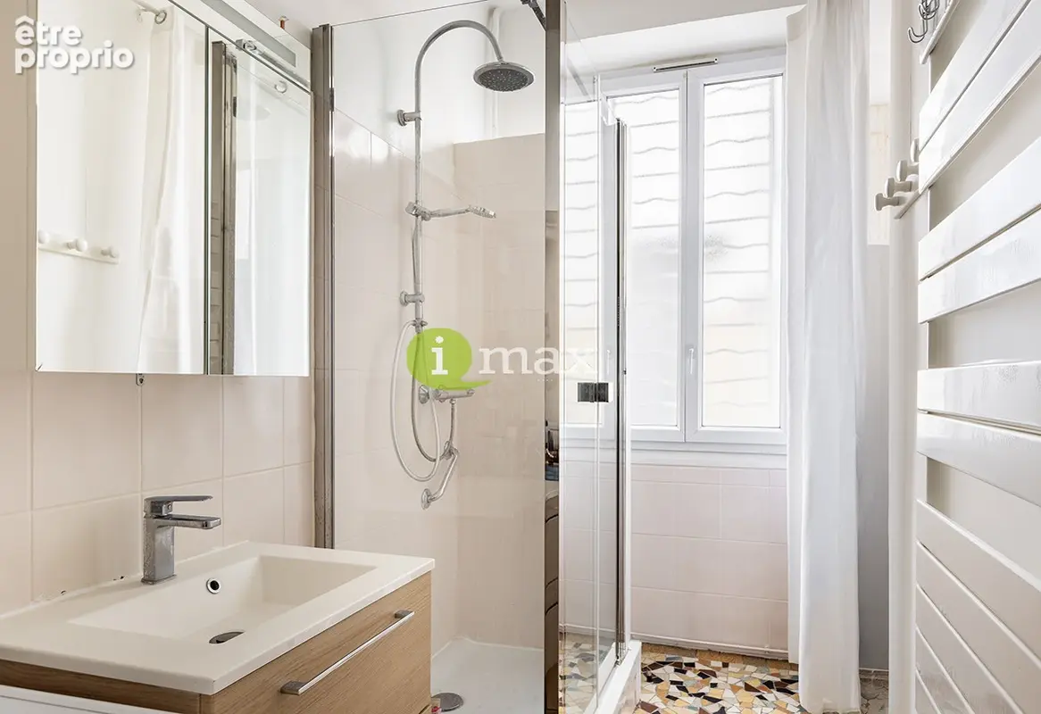 Clichy - republique - maison du peuple - 2 pieces - 279.000 - photo 4