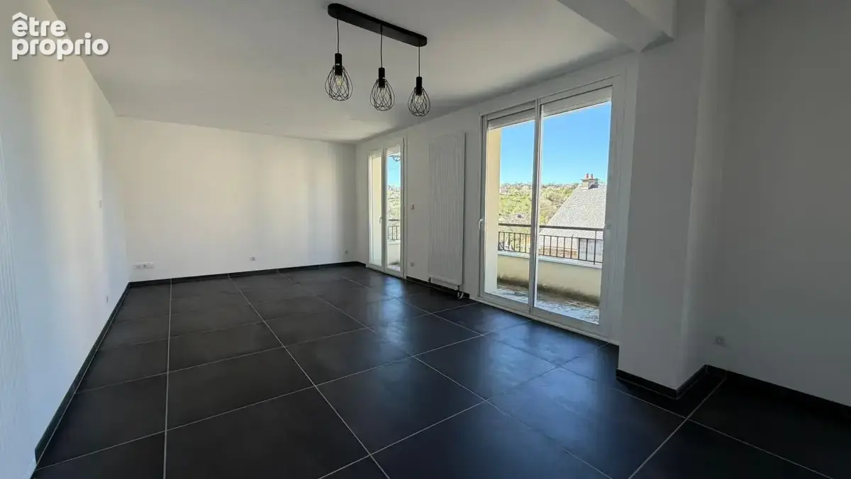Maison familiale rénovée de 180 m² avec dépendance aux portes de Rodez - photo 3