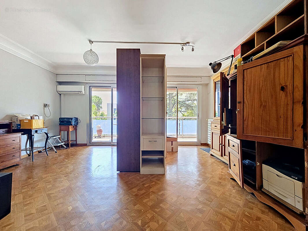 Appartement à MARSEILLE-12E