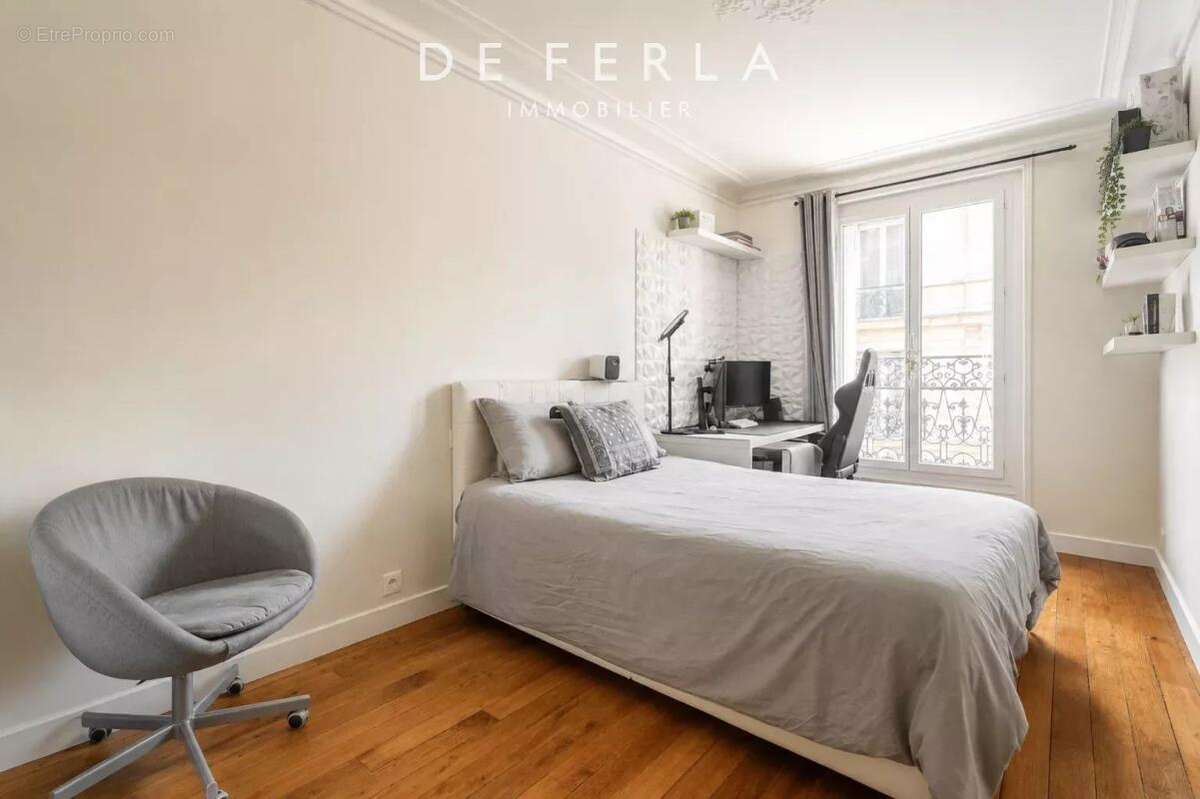 Appartement à PARIS-5E