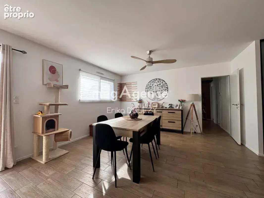 Maison contemporaine plain-pied 4 chambres double garage - photo 3