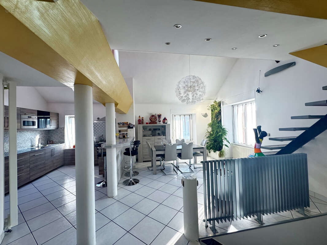 Appartement à DANJOUTIN