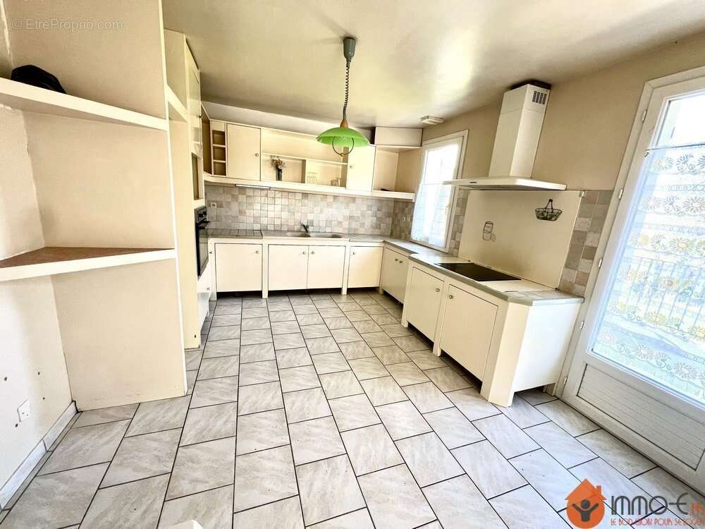 Maison 147 m² à Esbly  - photo 7