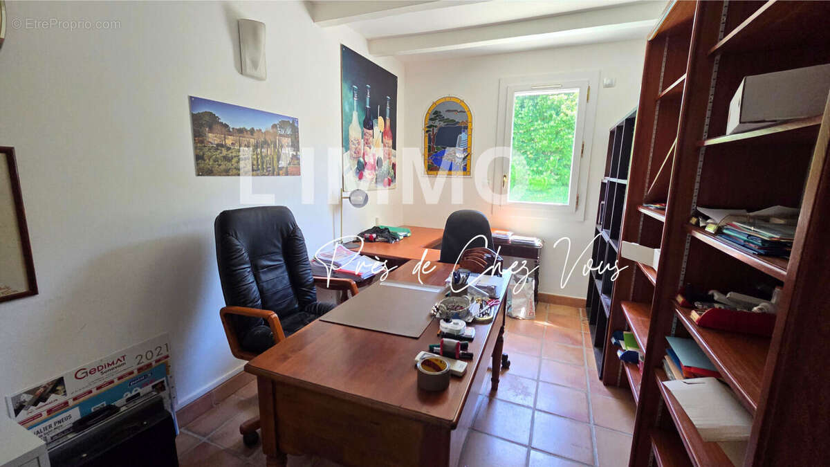 Mas de Prestige sur Auriol 200m² avec 4000m² de terrain - photo 14