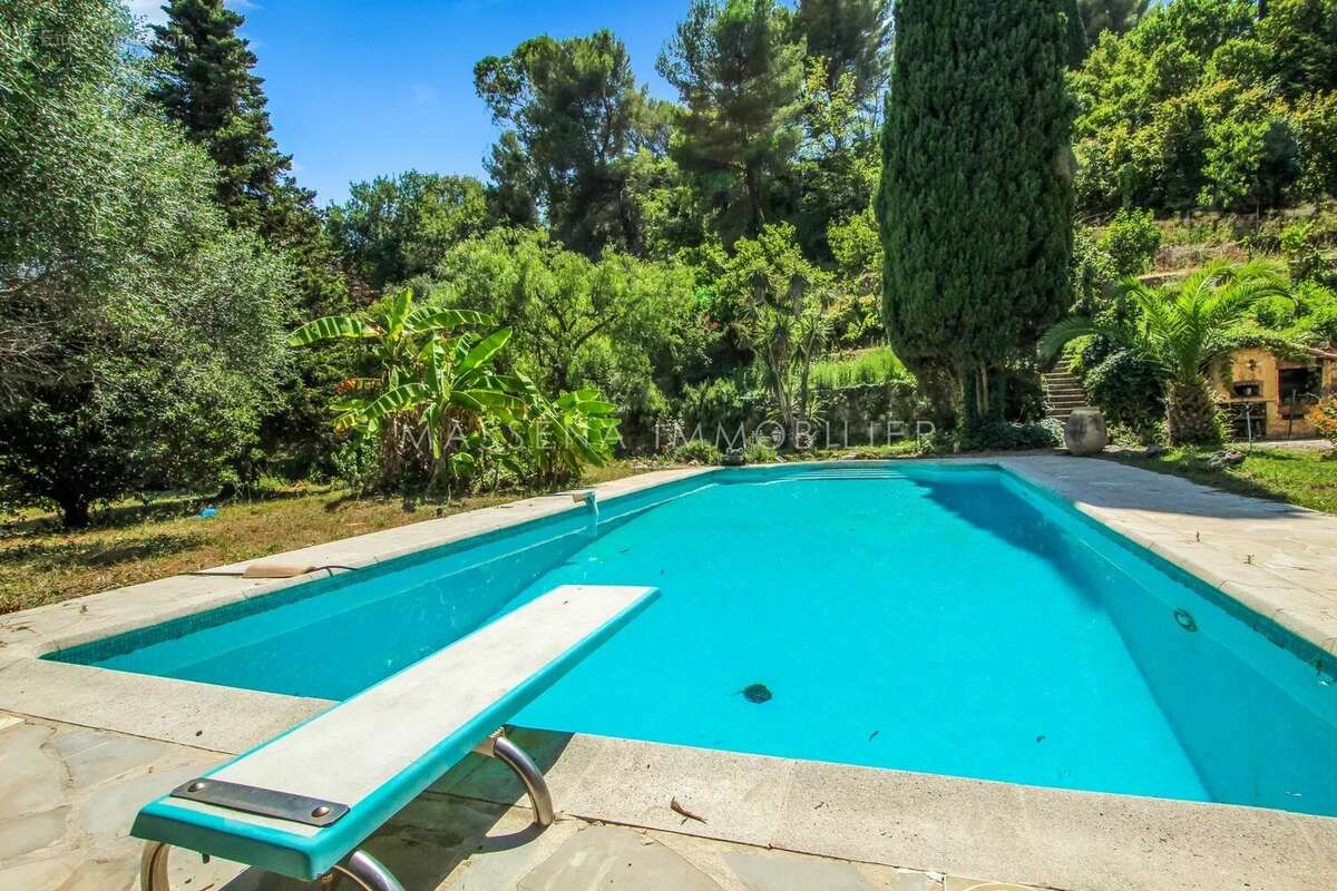 Maison à CAGNES-SUR-MER