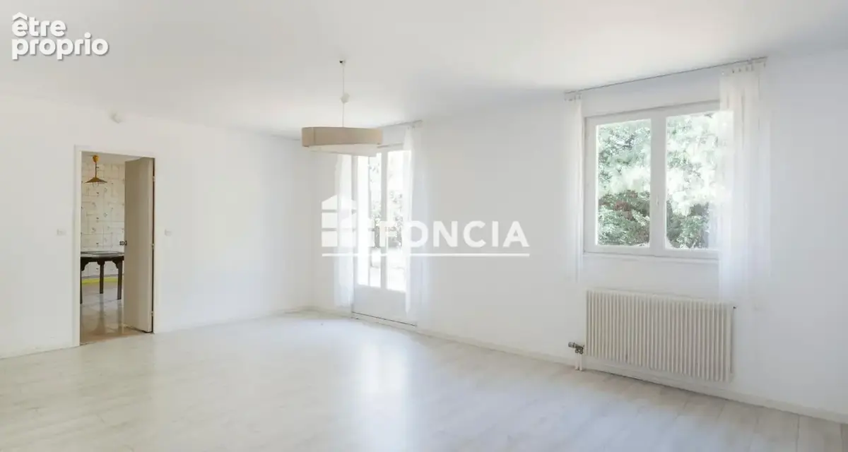 Maison de 168 m2 (191 m2 au sol) avec garage - Olivet Est - photo 3