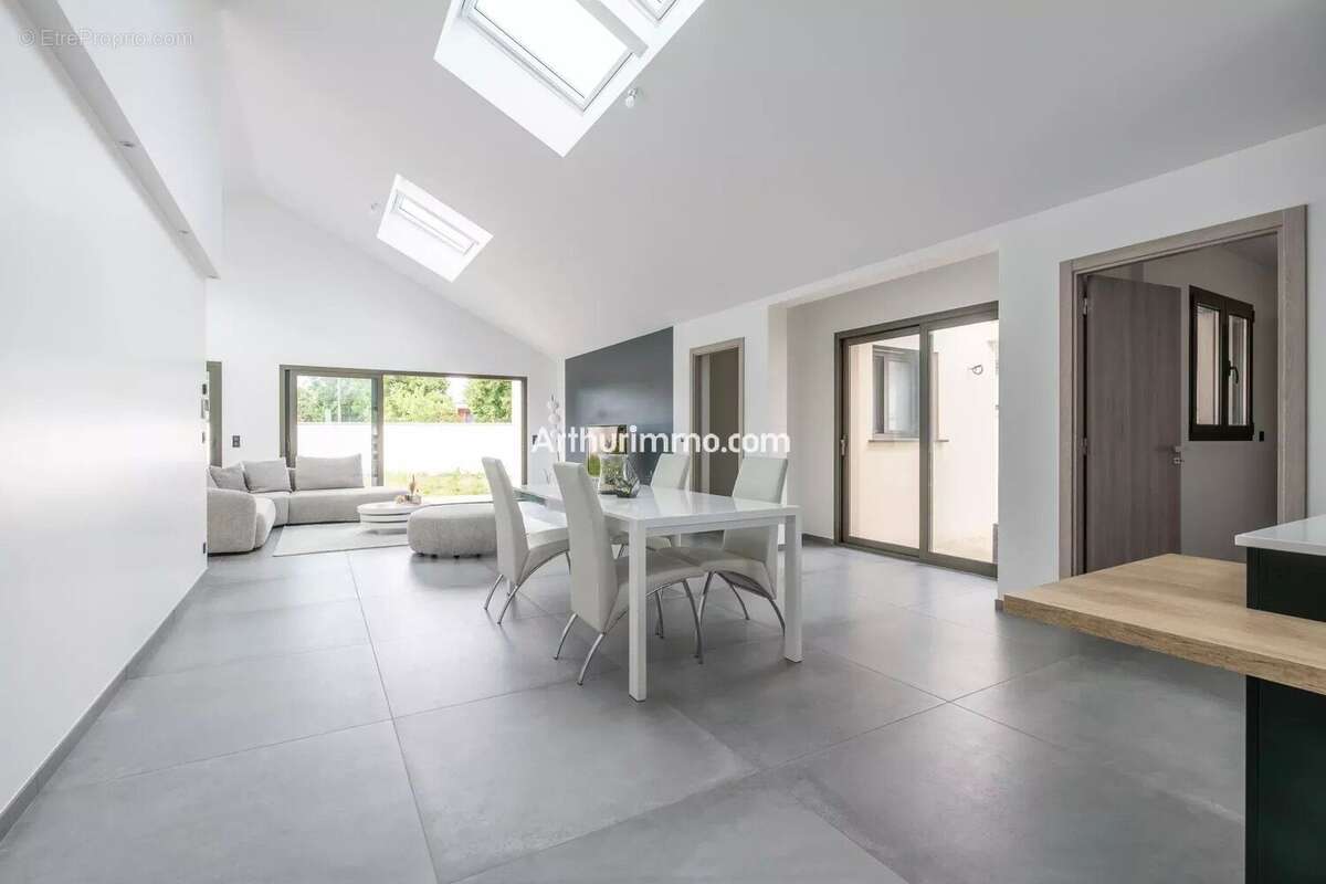 Maison à SUCY-EN-BRIE