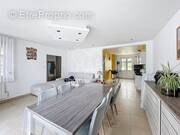 Maison à RAIMBEAUCOURT