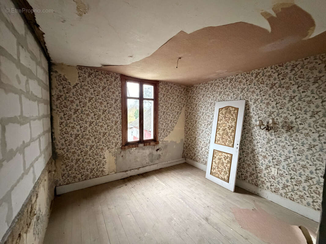 Maison à WOINCOURT