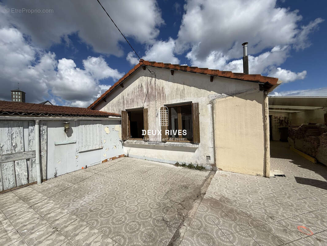 Maison à BOUGUENAIS