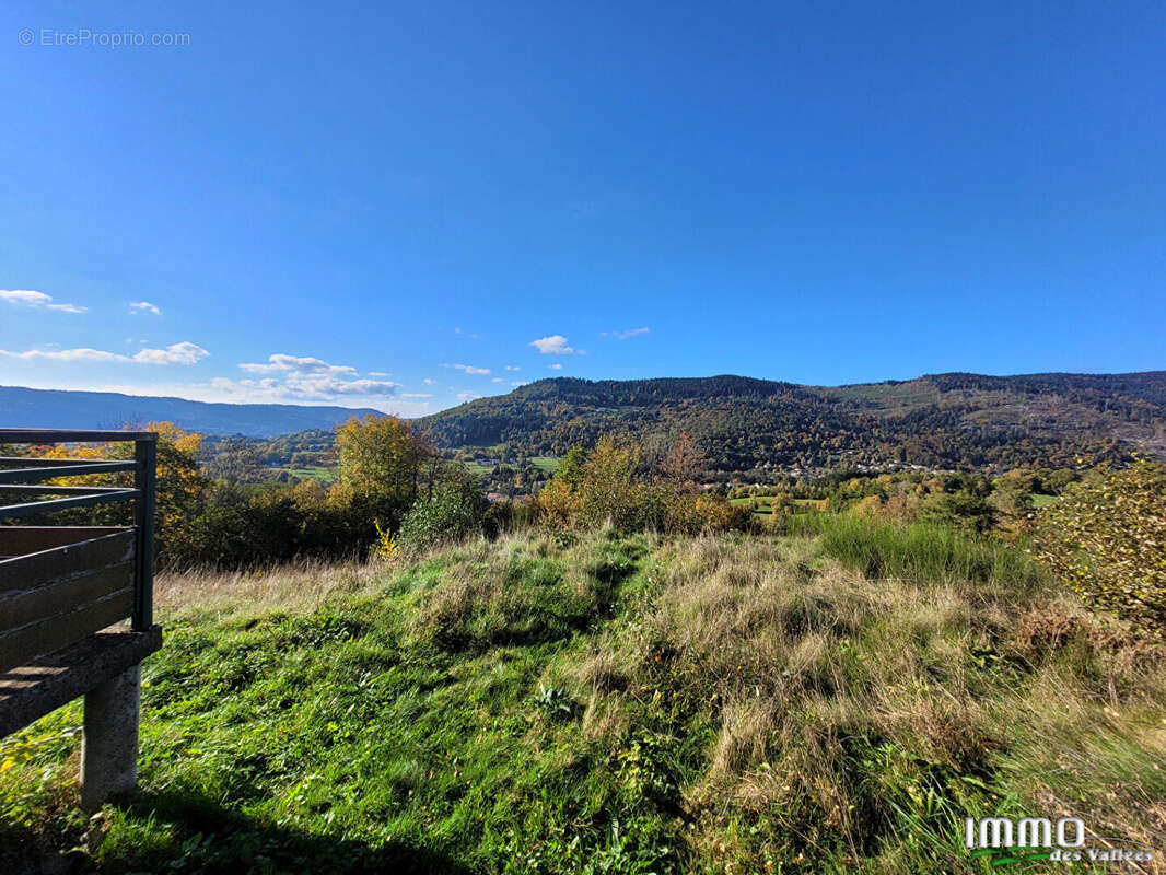 Maison à LE THILLOT