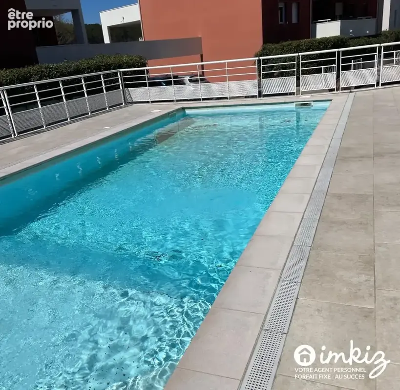 Residence avec piscine - terrasse, jardins  et box - photo 11