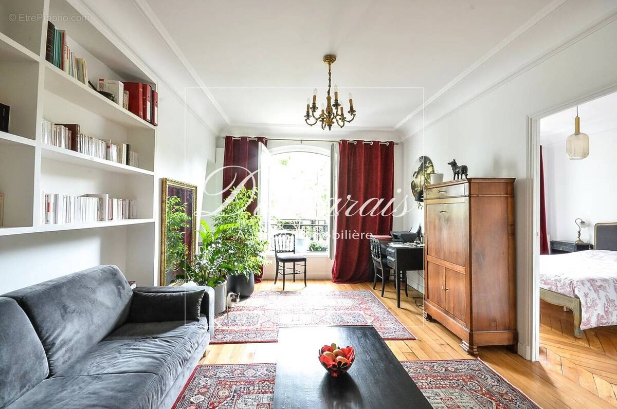 Appartement à PARIS-4E