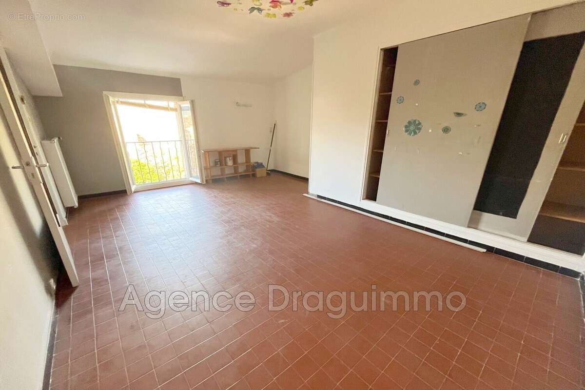 Maison à DRAGUIGNAN