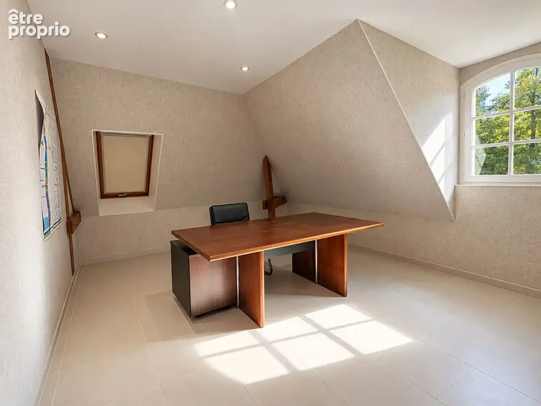 Propriété de charme - 6 pièces - 212,62 m² sur un terrain de 2 932 m² - photo 7