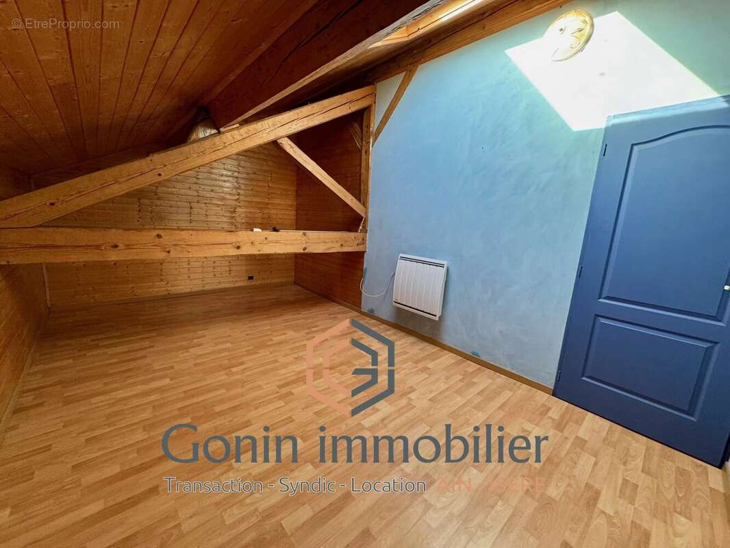 Maison à SAULT-BRENAZ