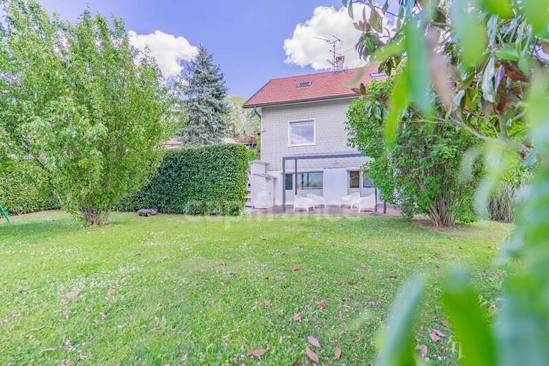À 5 minutes de la Suisse – Villa de charme avec studio indépendant et vue exceptionnelle - photo 3