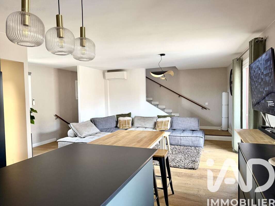 Photo 8 - Maison à ROQUEBRUNE-SUR-ARGENS