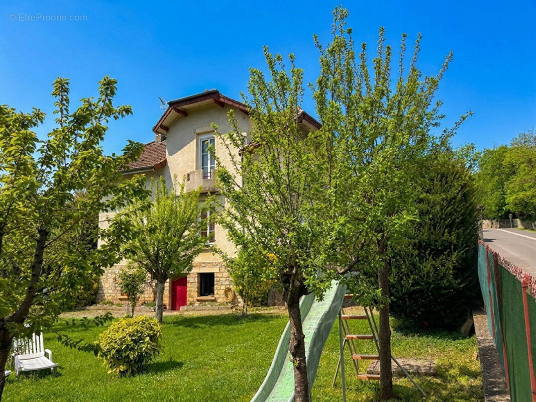 Photo Maison à Besancon au prix de 319 000€