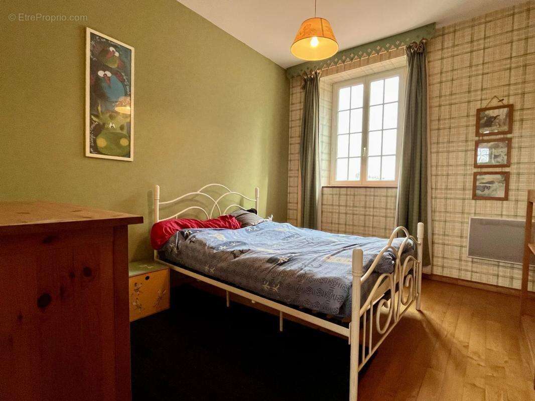 Maison à SAINT-LAURENT-DE-NESTE