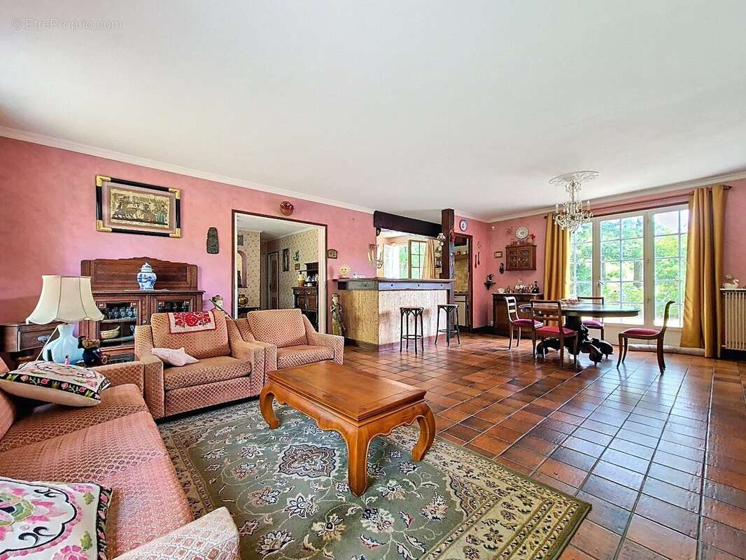 Maison à VARENNES-CHANGY