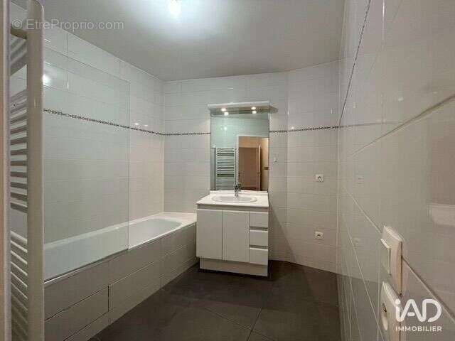 Photo 5 - Appartement à LIVRY-GARGAN