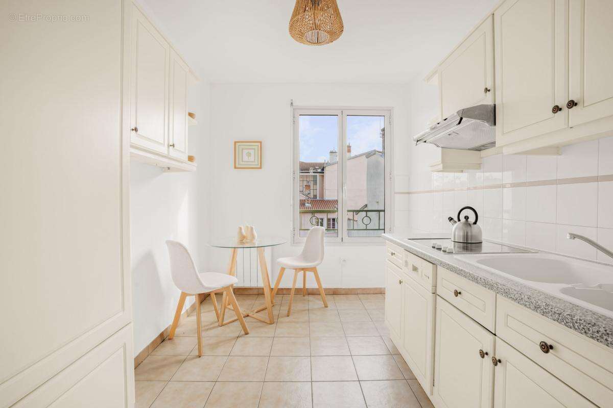 Appartement à LYON-4E