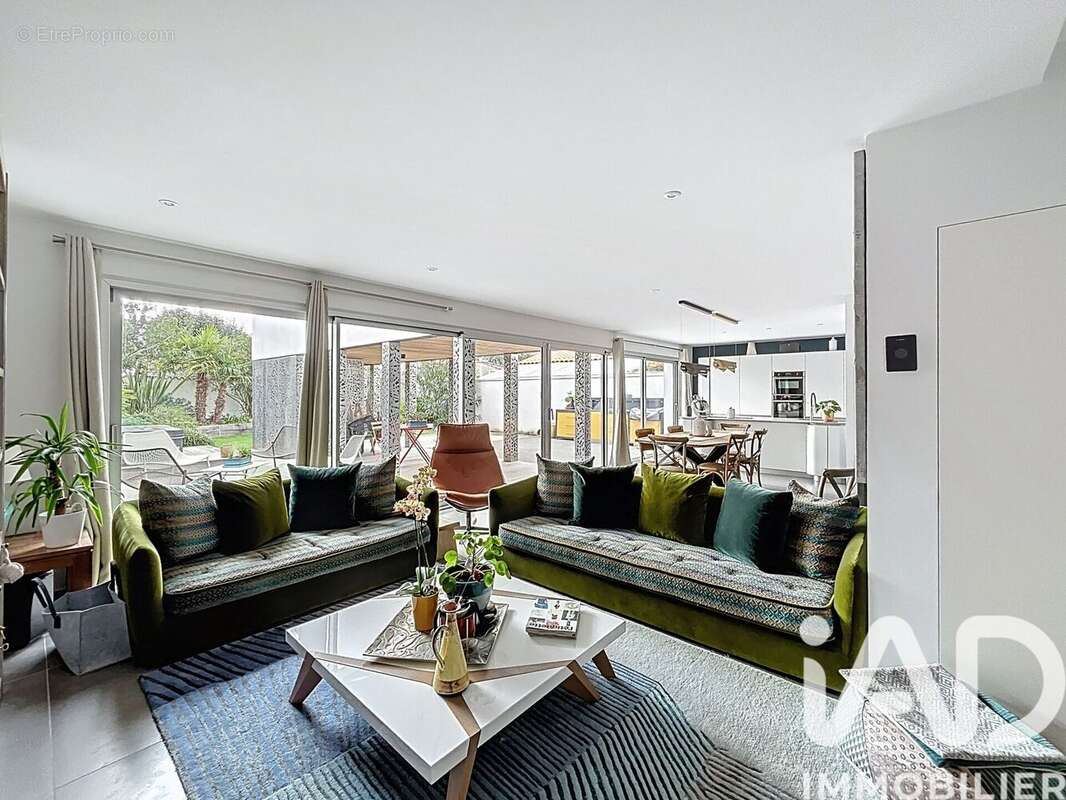 Photo 2 - Maison à LA ROCHELLE