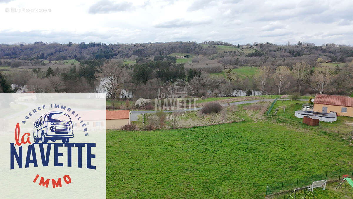 Terrain à ESTANDEUIL