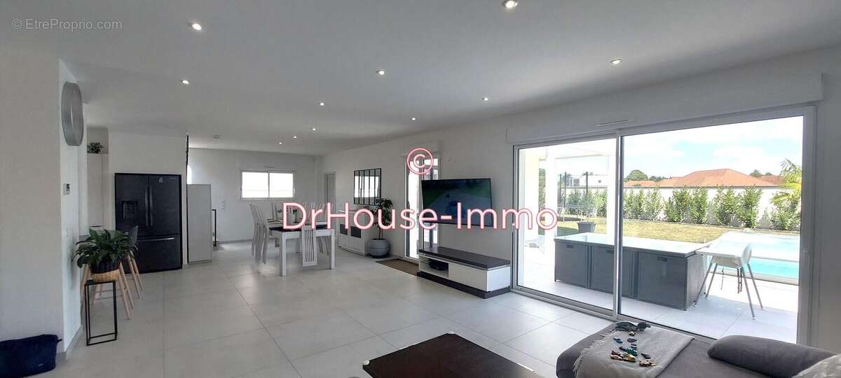 Maison à BREVIANDES