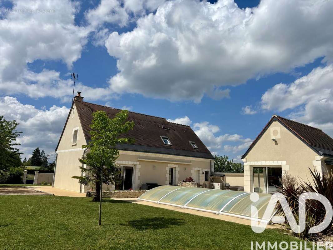 Photo 2 - Maison à SAINT-ANTOINE-DU-ROCHER