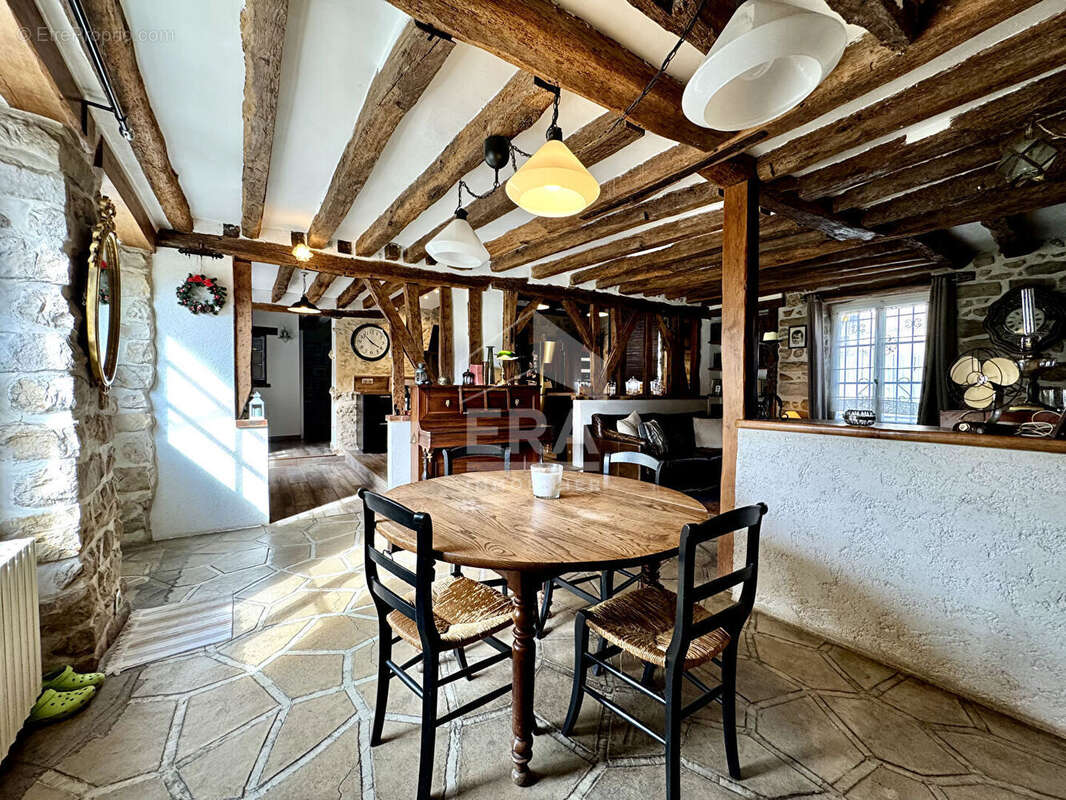 Maison à BALLANCOURT-SUR-ESSONNE